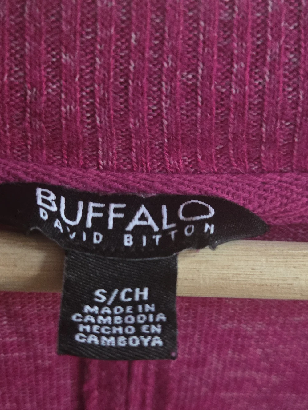 Buffalo David Bitton Women's V‑Neck Sweater in Heathered Fuchsia